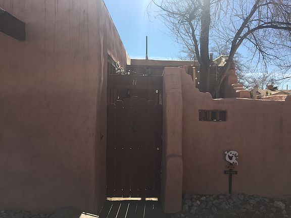 2nd image of 111 Placitas Rd NW