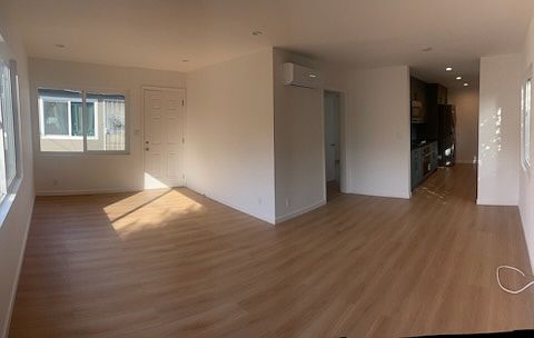 3rd image of 423 E Hardy St APT 1