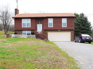 20400 Hammondsville Rd, Wellsville, OH 43968