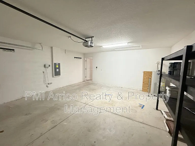 14906 Imperial Purple Ln — Photo 26