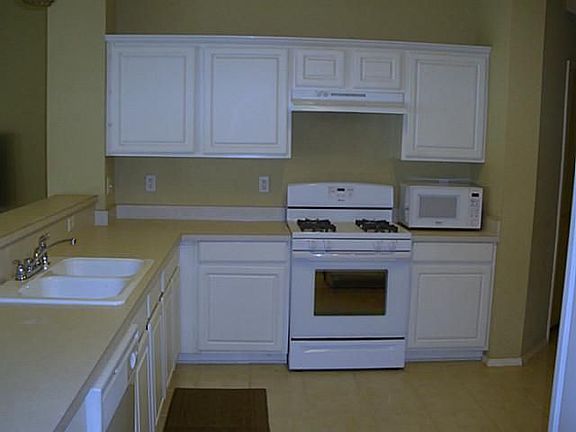 5th image of 1106 Angel Fire Ln