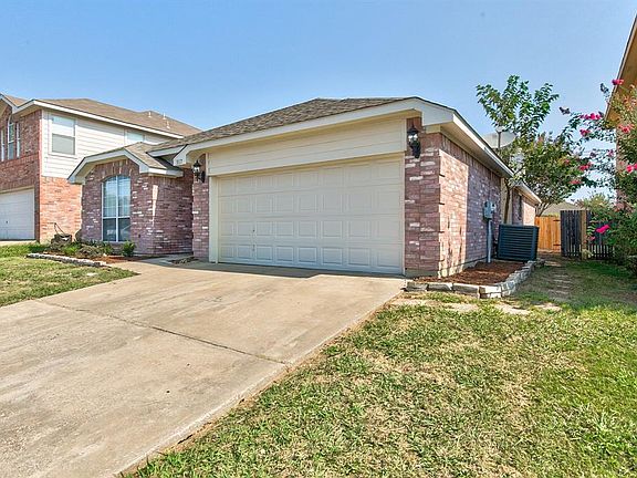 3rd image of 317 Tioga Dr