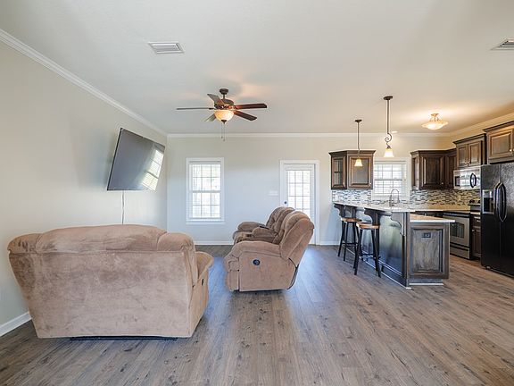 3rd image of 3538 Butler Woods Dr