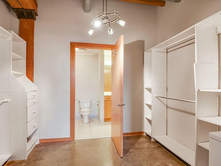 404 Washington Ave N #409 — Photo 8
