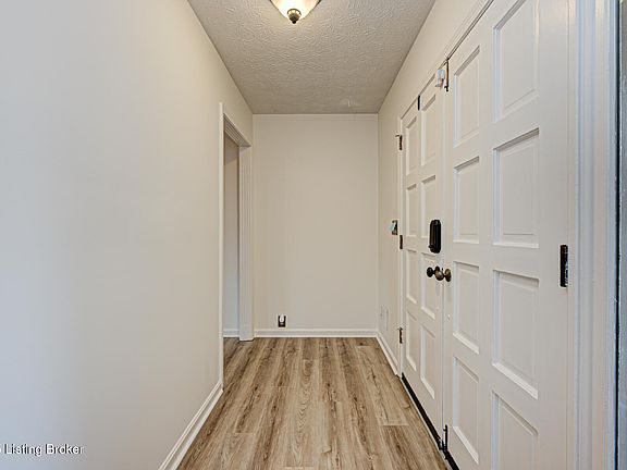 5th image of 674 Old Mill Stream Ln