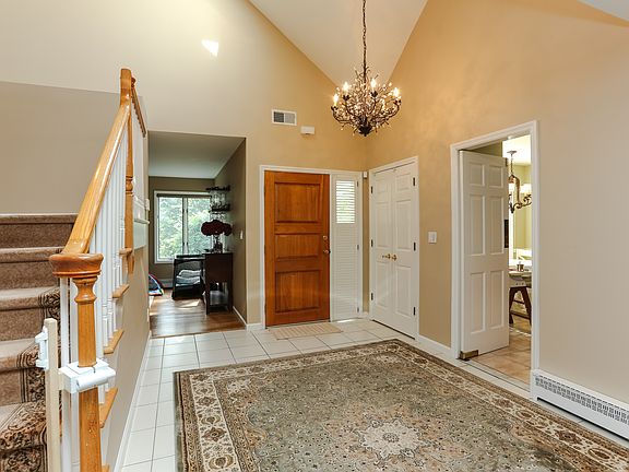 5th image of 2 Sunnyside Ct