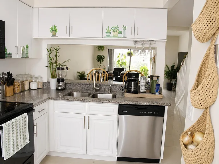 75 Whitehead Cir #75 — Photo 7