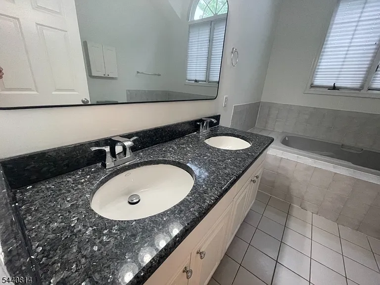 15 Davenport Rd — Photo 15