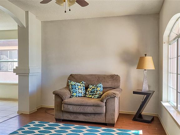 3rd image of 14161 Tierra Morena Dr