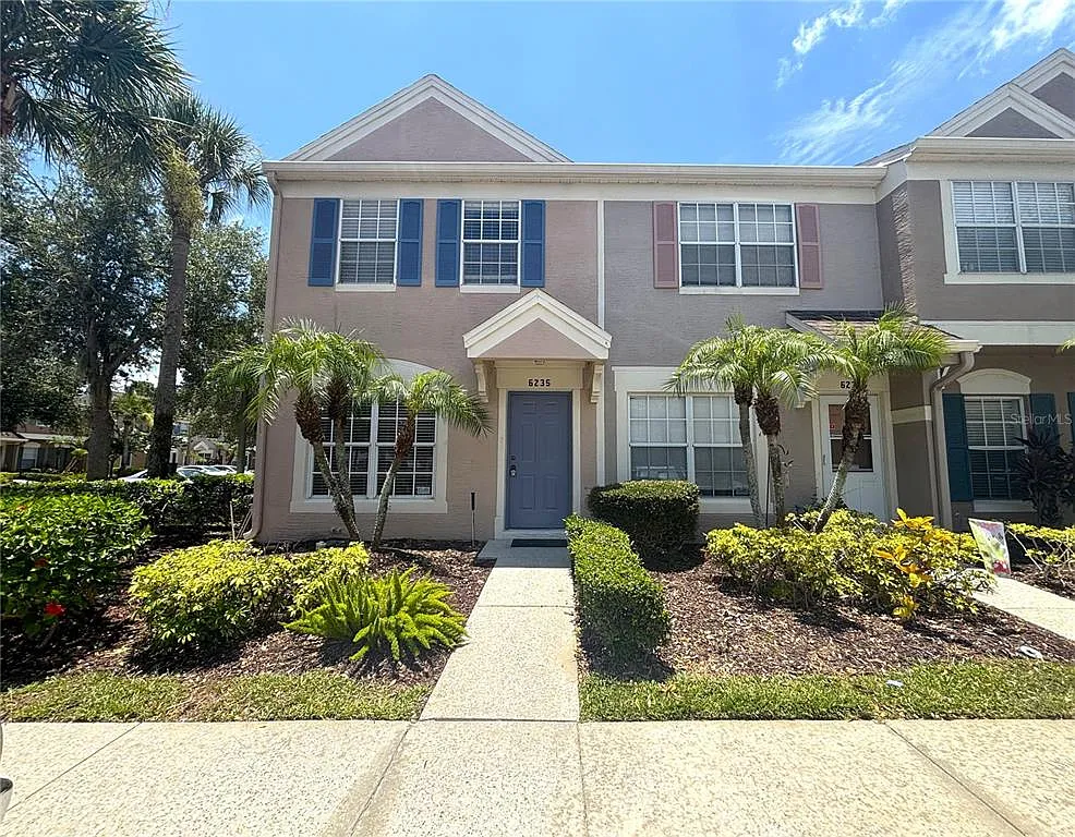 2 bed, 1.5 bath, 1184 sqft, $1,850 — Photo 1