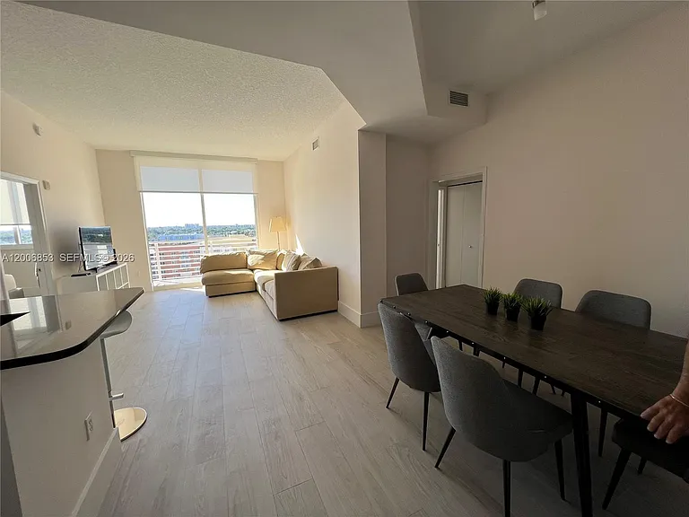 18800 NE 29th Ave #25 — Photo 7