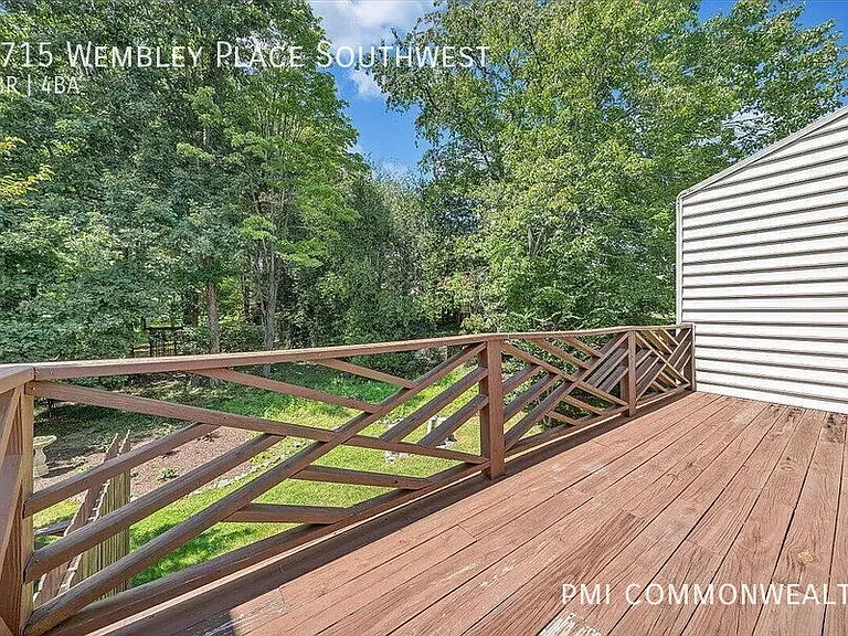 4715 Wembley Pl SW — Photo 6
