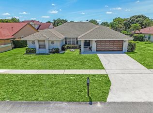 2316 Seaford Dr, Wellington, FL 33414