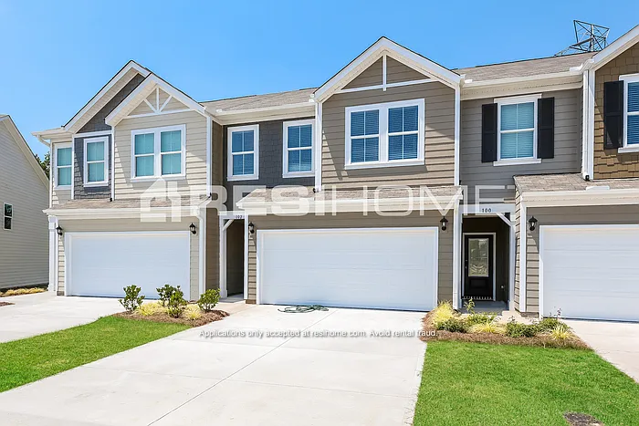 4 bed, 2.5 bath, 1833 sqft, $1,995 — Photo 3