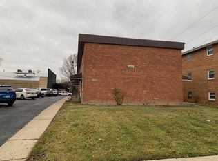 2409 Dunlay Ct APT 1, Waukegan, IL 60085