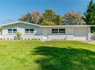 3640 Searobin Dr SE, Saint Petersburg, FL 33705