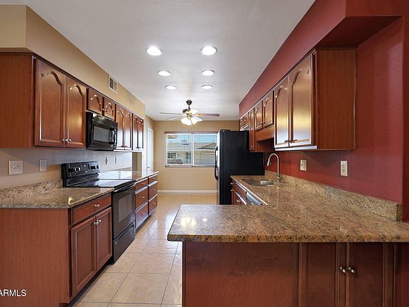 2nd image of 13824 N KAANAPALI Drive