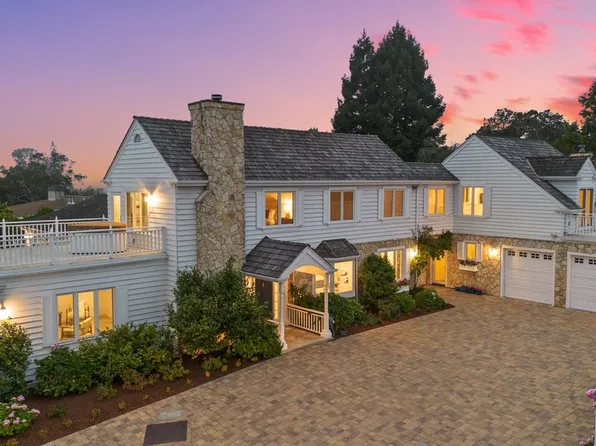22 Hollins Dr, Santa Cruz, CA 95060