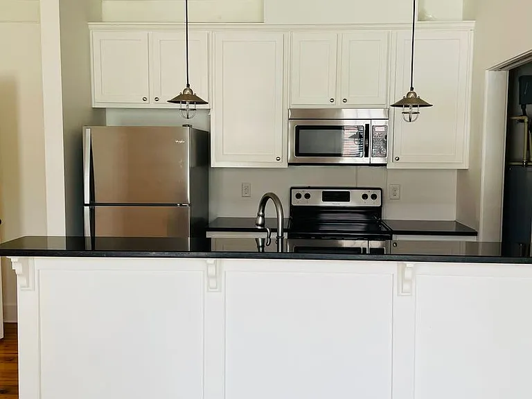 231 Hancock St — Photo 7