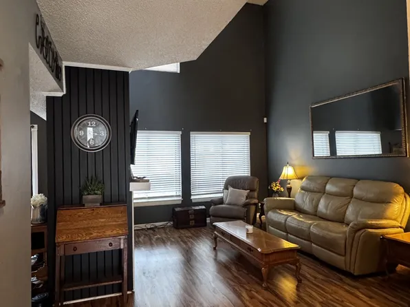 4838 Club Dr, Old Hickory, TN 37138