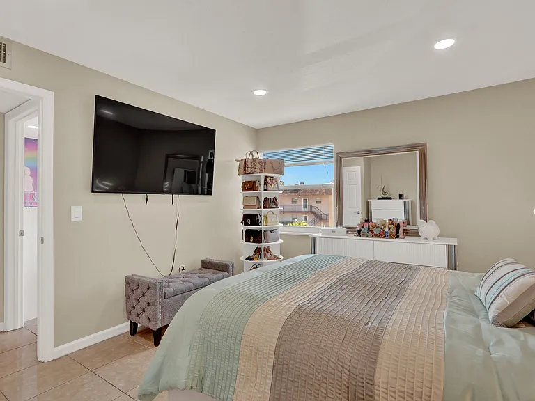 502 Davis Rd #12 — Photo 12