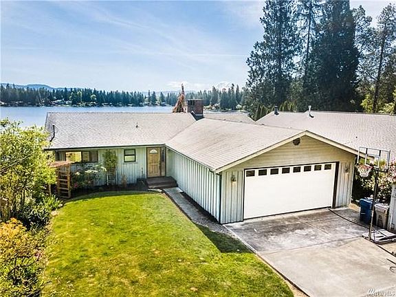 2nd image of 30831 E Lake Morton Dr SE