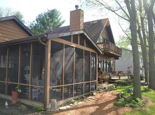 7146 S Rock Nation Rd, Dixon, IL 61021