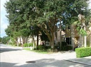 271 Laurel Oaks Way, Jupiter, FL 33458