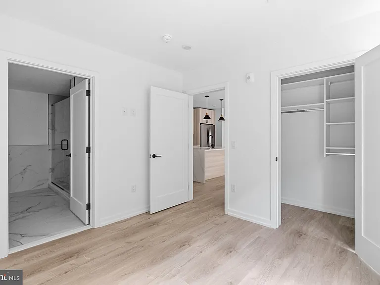 208 Vine St #2E — Photo 10