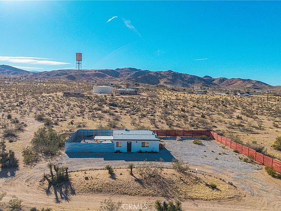 3rd image of 1746 Golden Sands Rd