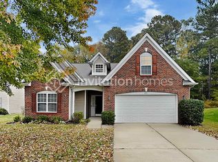 200 Augustus Ln, Mount Holly, NC 28120