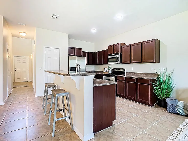 2700 Revolution St #101 — Photo 9