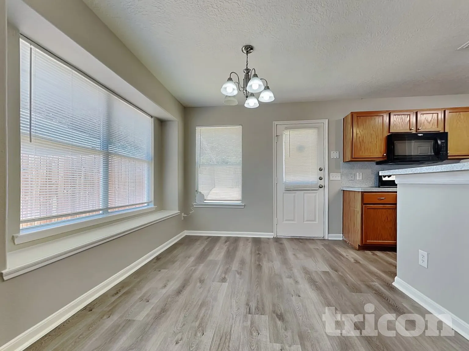 5473 N Buffalo Circle Willis TX — Photo 4