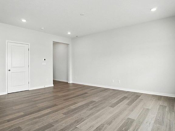 4th image of 1476 Cardinez Way