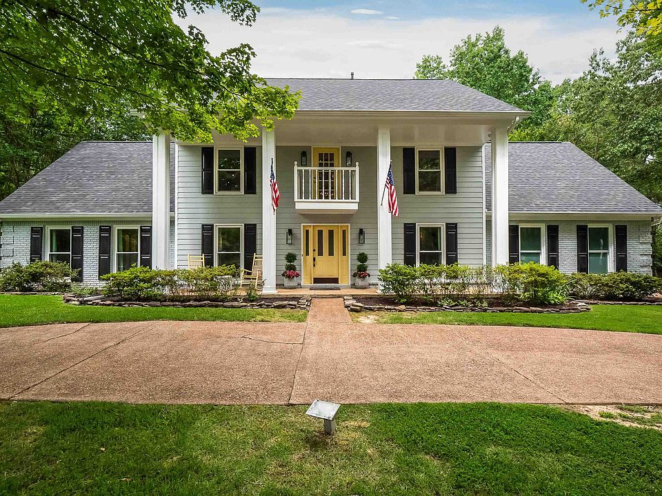 1st image of 3005 Country Place Dr W