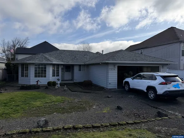 7574 Wheatland Rd N, Keizer, OR 97303