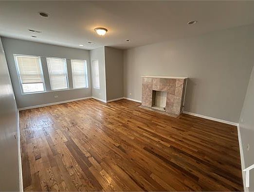 4th image of 7419 S Colfax Ave #202
