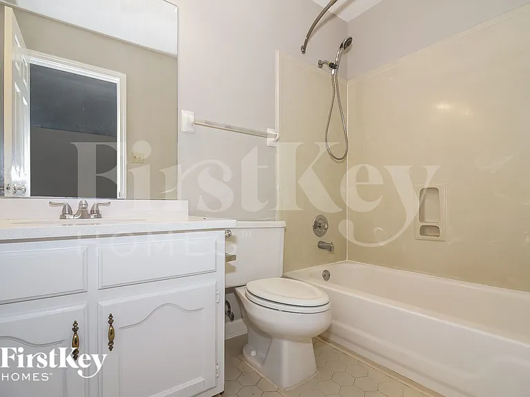 768 Pecan Grove Cv — Photo 13