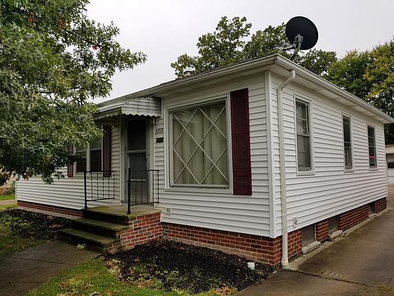 2nd image of 6316 Stratford Dr