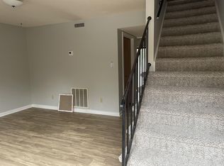 1065 3rd St SE #1, Hickory, NC 28602