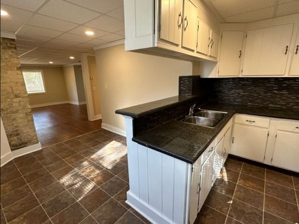 2500 N Bartlett Ave #2500