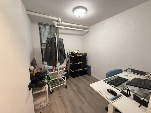 541 46th Street image 7 of 9