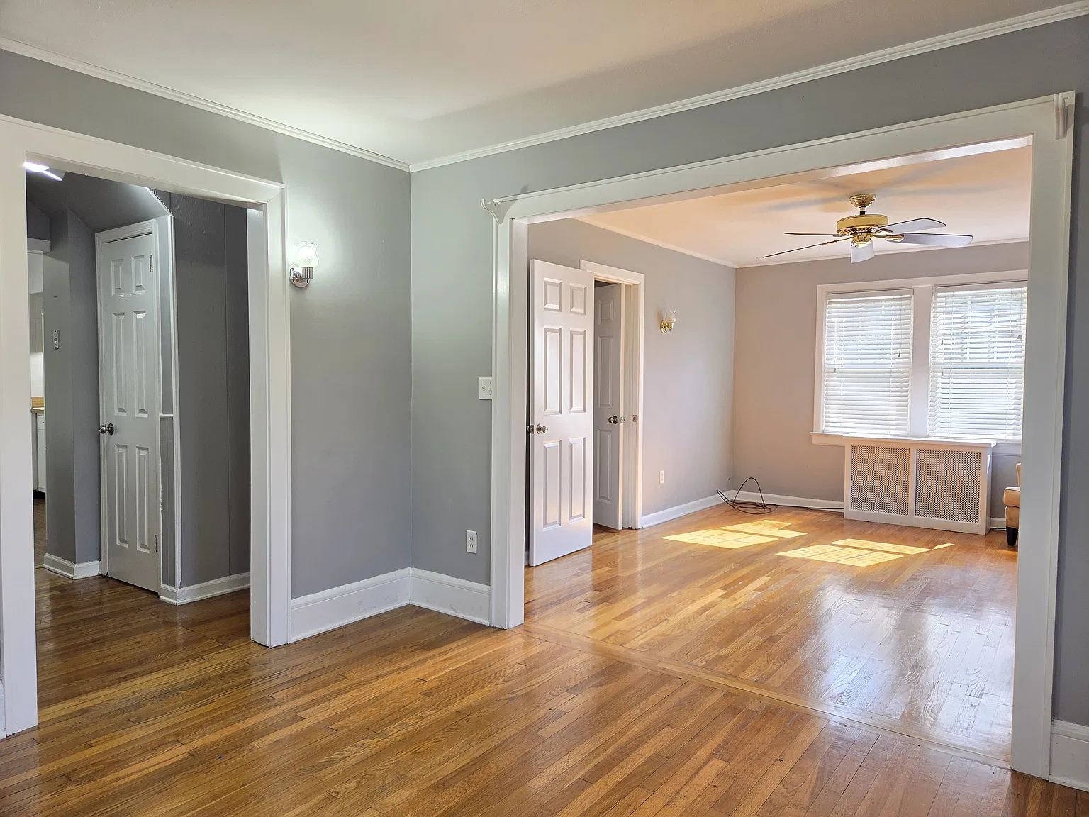 2 bed, 1.5 bath, 1350 sqft, $3,200 — Photo 3