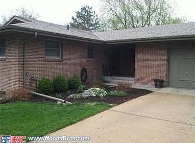 2nd image of 430 Cottonwood Dr
