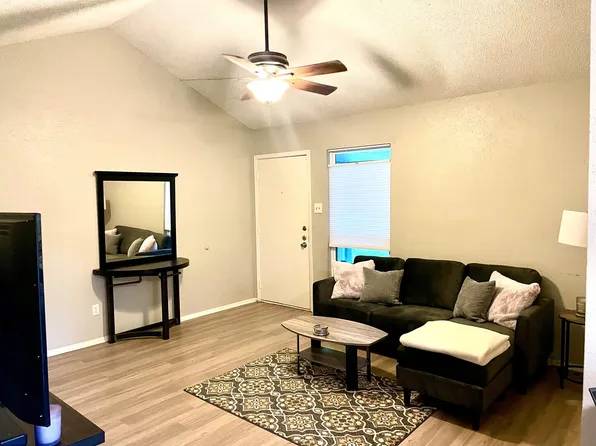 (undisclosed Address), Austin, TX 78745
