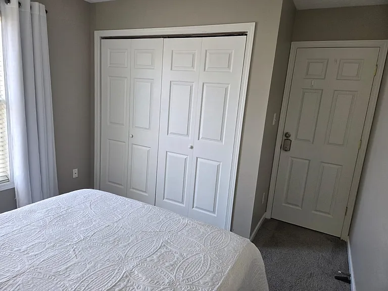 3477 S Oaklawn Cir — Photo 3