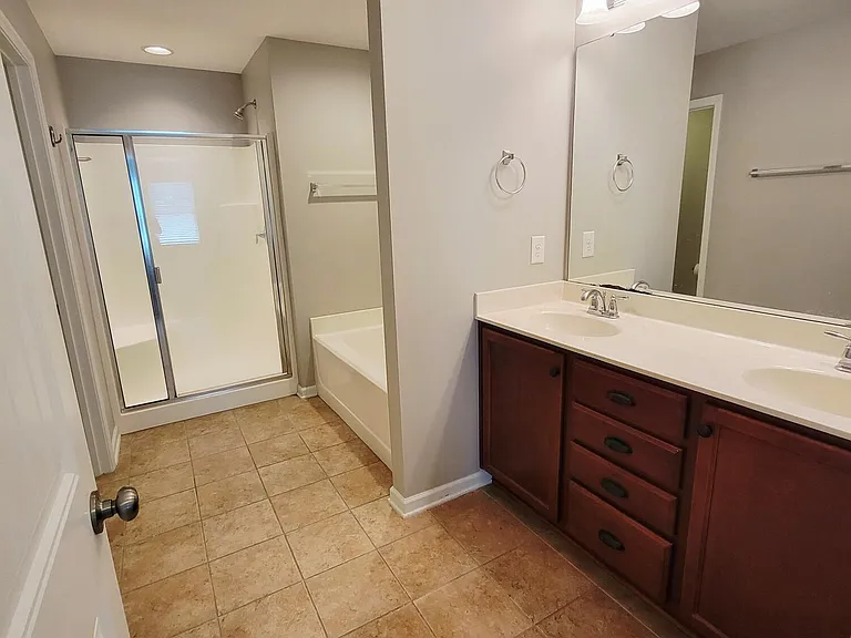 2425 Swans Rest Way — Photo 30