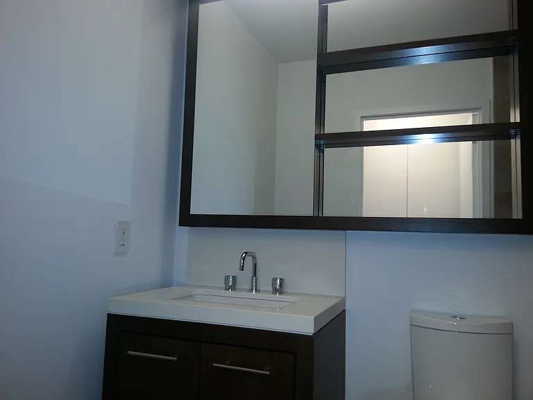 225 Rector Pl #6S — Photo 8