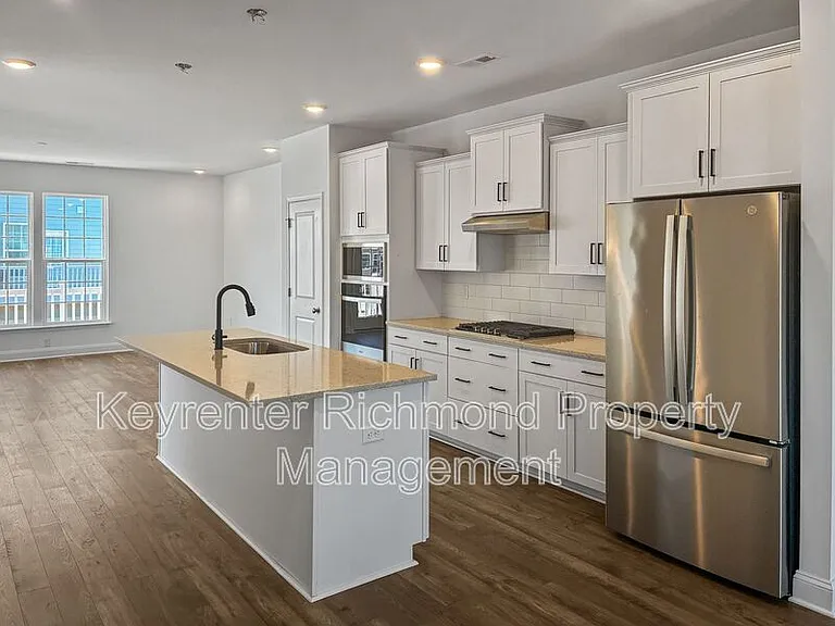 13801 Randolph Pond Ln — Photo 9
