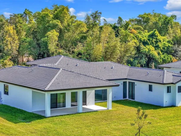 23120 SW 154th Ct, Miami, FL 33170